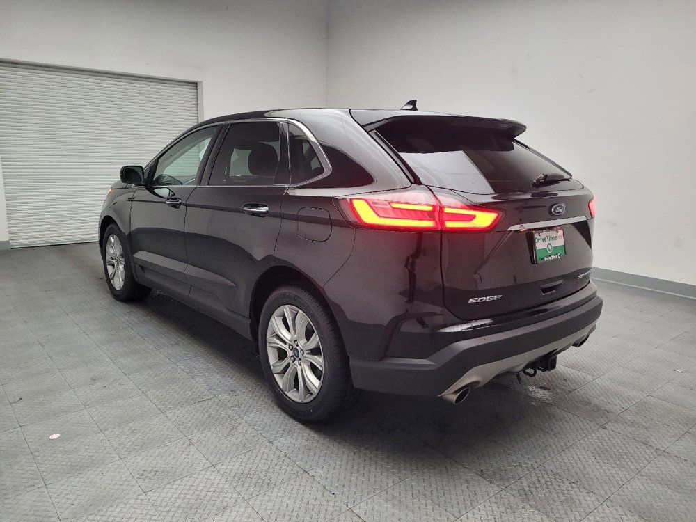 Used 2019 Ford Edge Titanium w/ Equipment Group 301A image 5