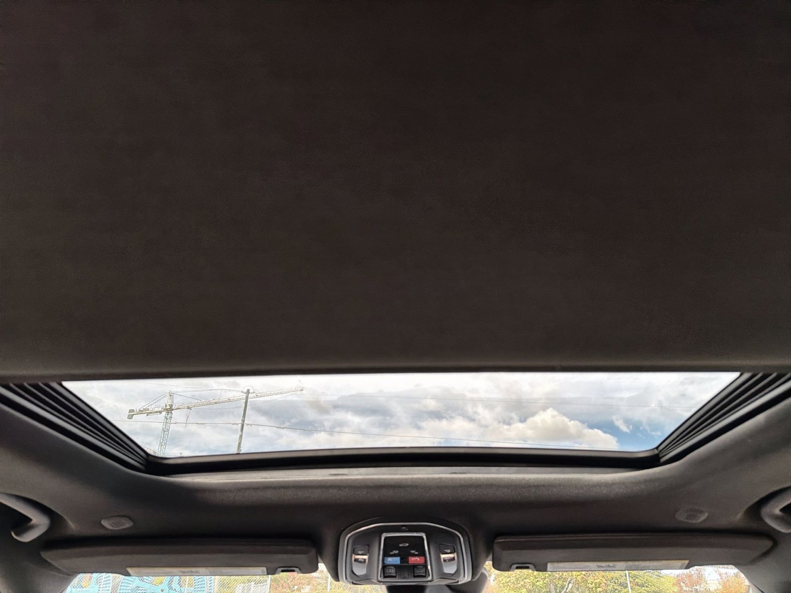 New 2025 Jeep Grand Cherokee Altitude image 23