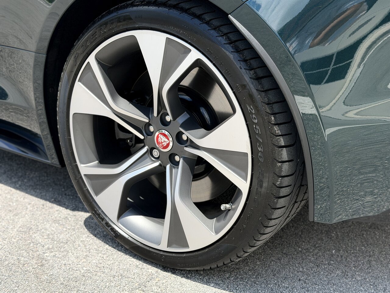 Used 2023 Jaguar F-TYPE R-Dynamic AWD/4WD image 23
