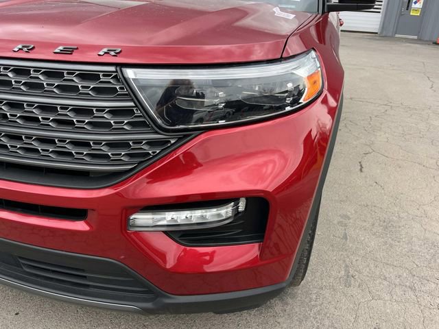 Used 2022 Ford Explorer XLT w/ Equipment Group 202A AWD/4WD image 11
