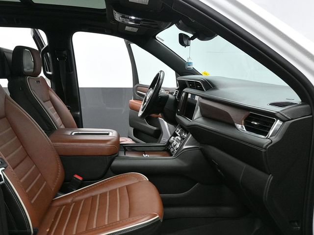 Used 2023 GMC Yukon Denali Ultimate image 26