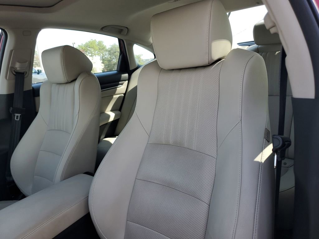 Used 2018 Honda Accord EX-L image 16