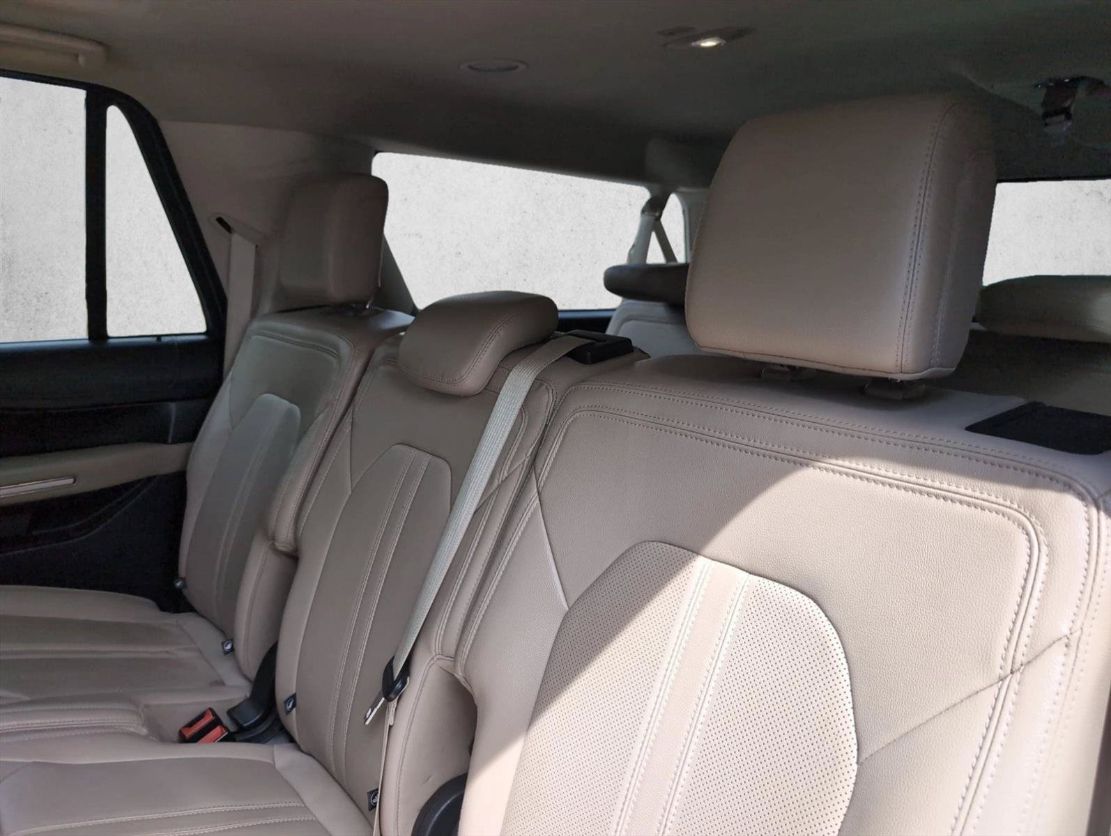 Used 2023 Ford Expedition Max Limited AWD/4WD image 18