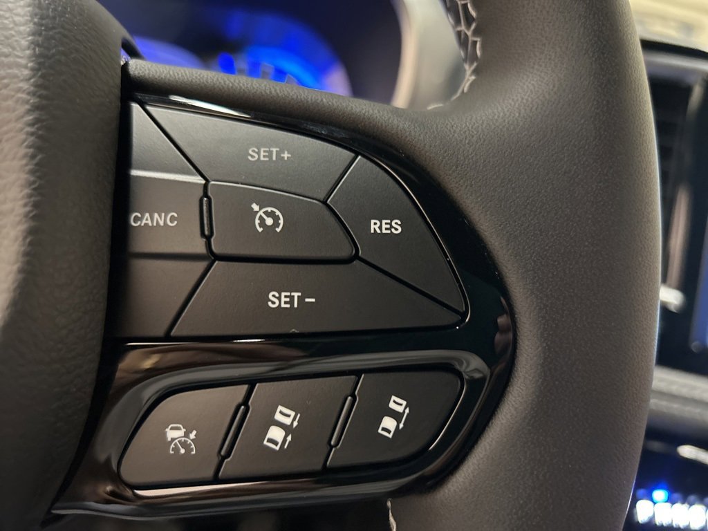 New 2026 Chrysler Pacifica Limited image 22