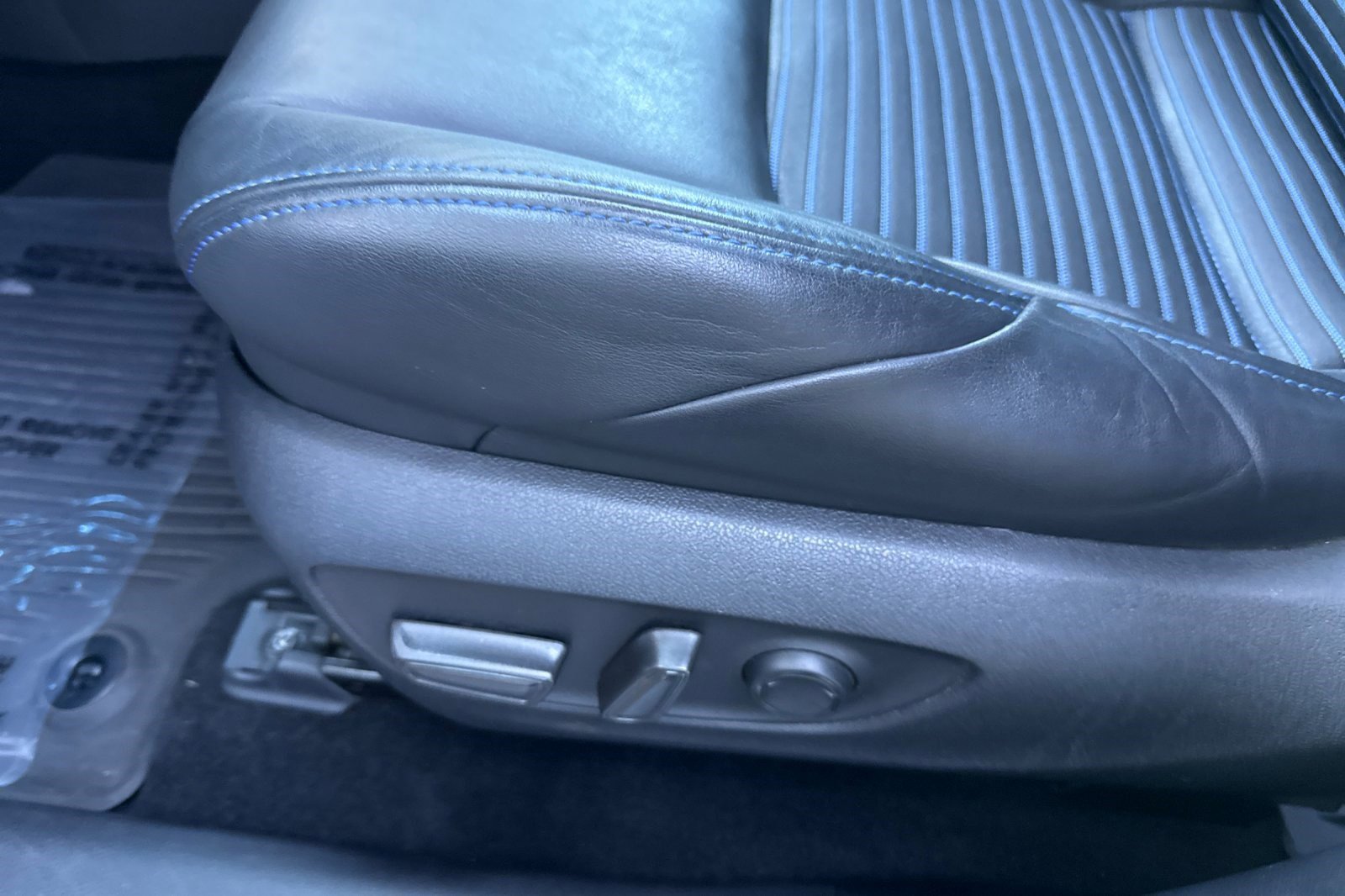 Used 2021 Toyota RAV4 XSE image 14