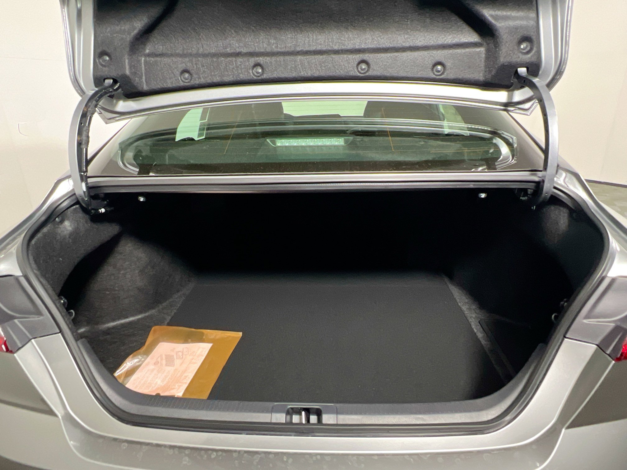 New 2026 Toyota Camry SE image 34