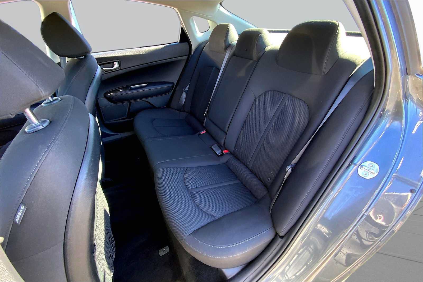 Used 2020 Kia Optima LX FWD image 19