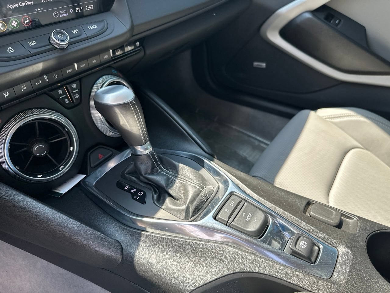 Used 2023 Chevrolet Camaro LT w/ Technology Package RWD image 21