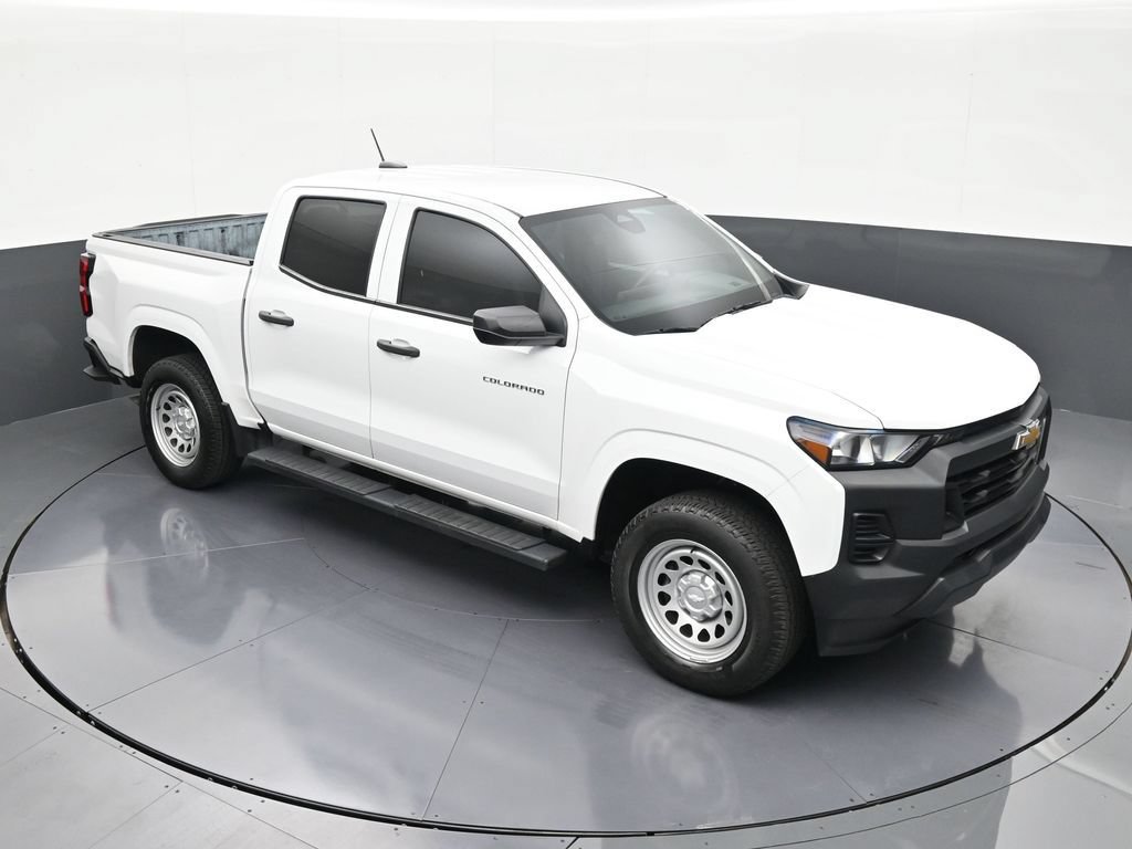 Used 2024 Chevrolet Colorado W/T w/ WT Convenience Package RWD image 18