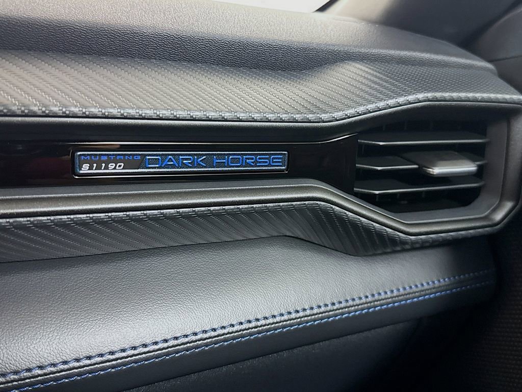 Used 2025 Ford Mustang Dark Horse image 28