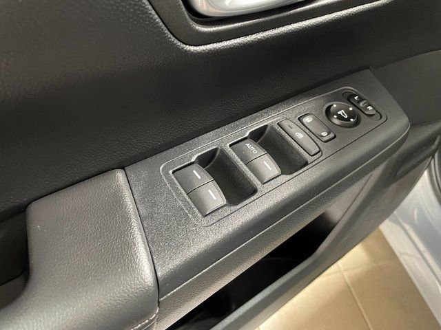 Used 2024 Honda CR-V LX image 19