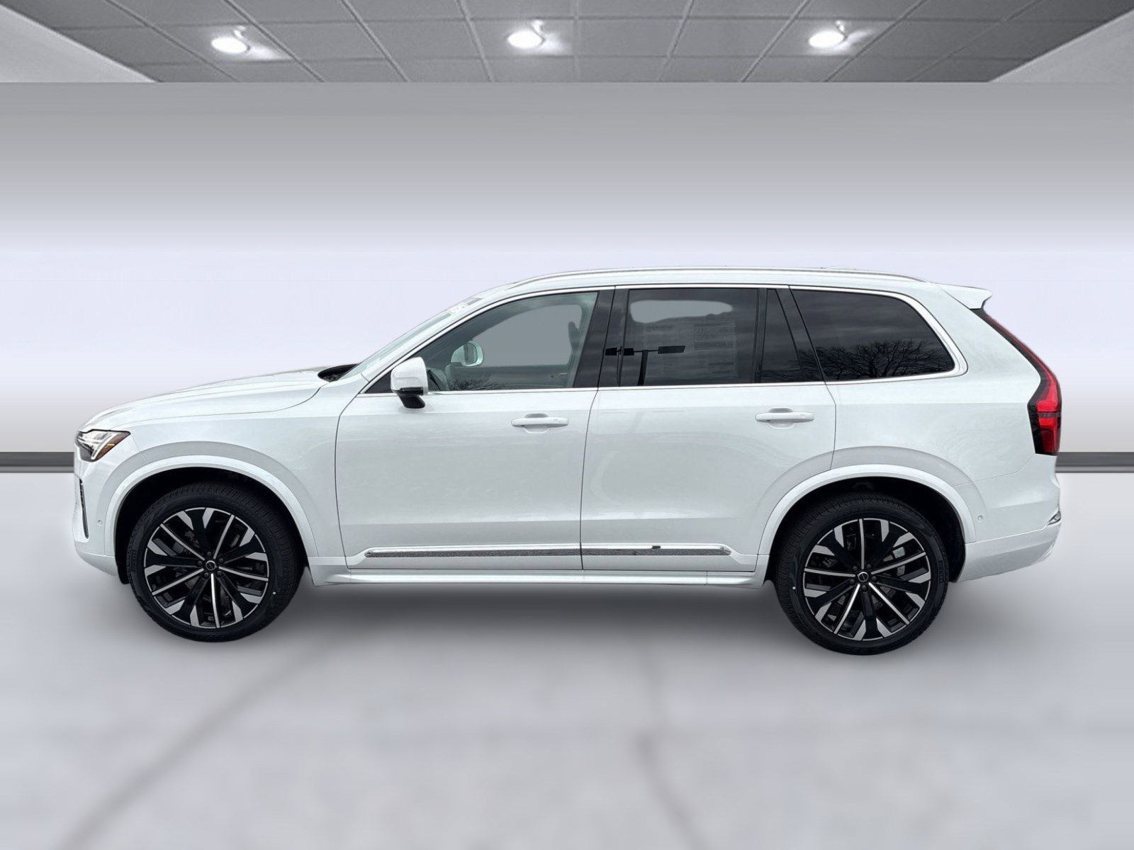 New 2026 Volvo XC90 B6 Ultra w/ Protection Package image 2