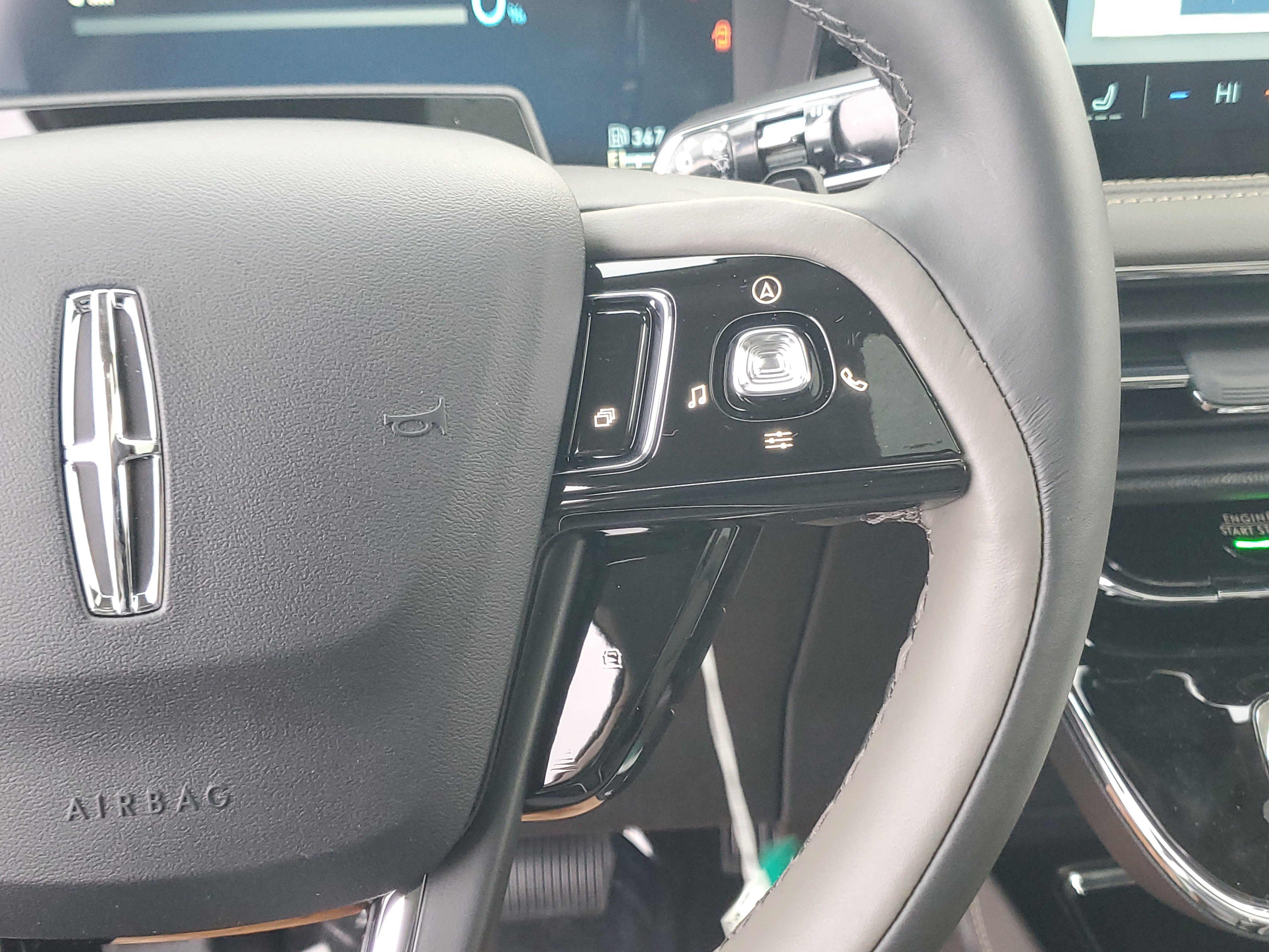 New 2026 Lincoln Corsair Grand Touring image 18