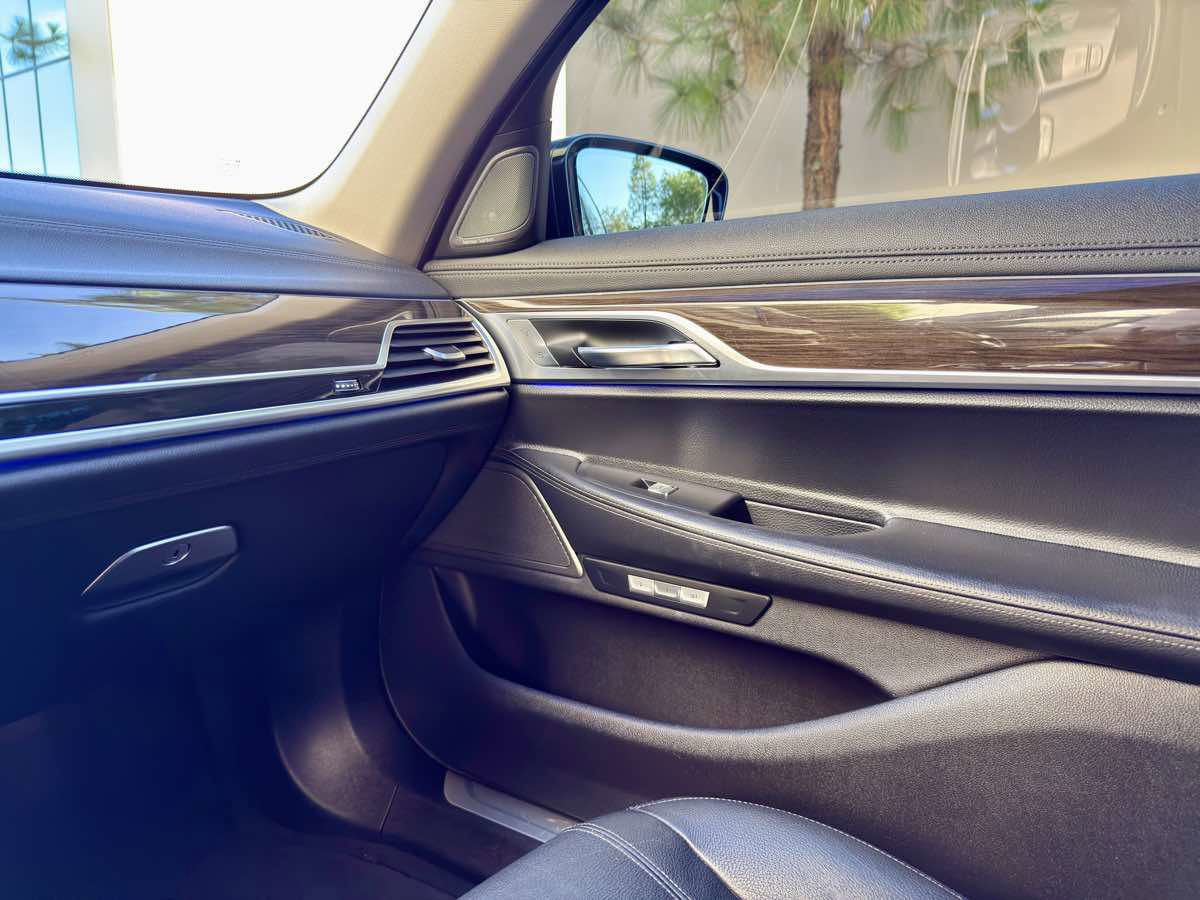 Used 2016 BMW 740i image 52