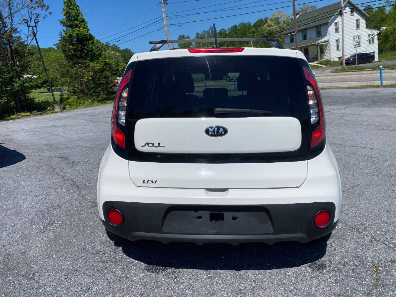 Used 2017 Kia Soul FWD image 7