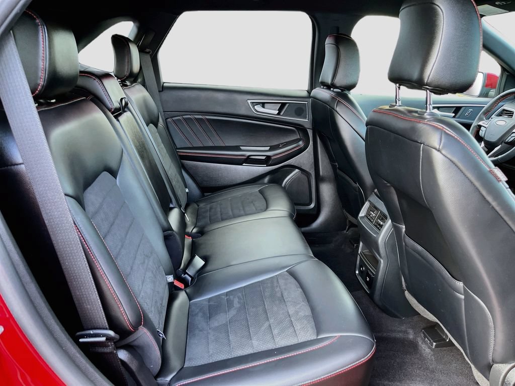 Used 2024 Ford Edge ST-Line AWD/4WD image 26