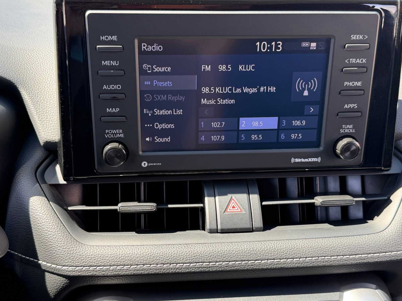 Used 2020 Toyota RAV4 LE w/ Carpet Mat Package FWD image 20