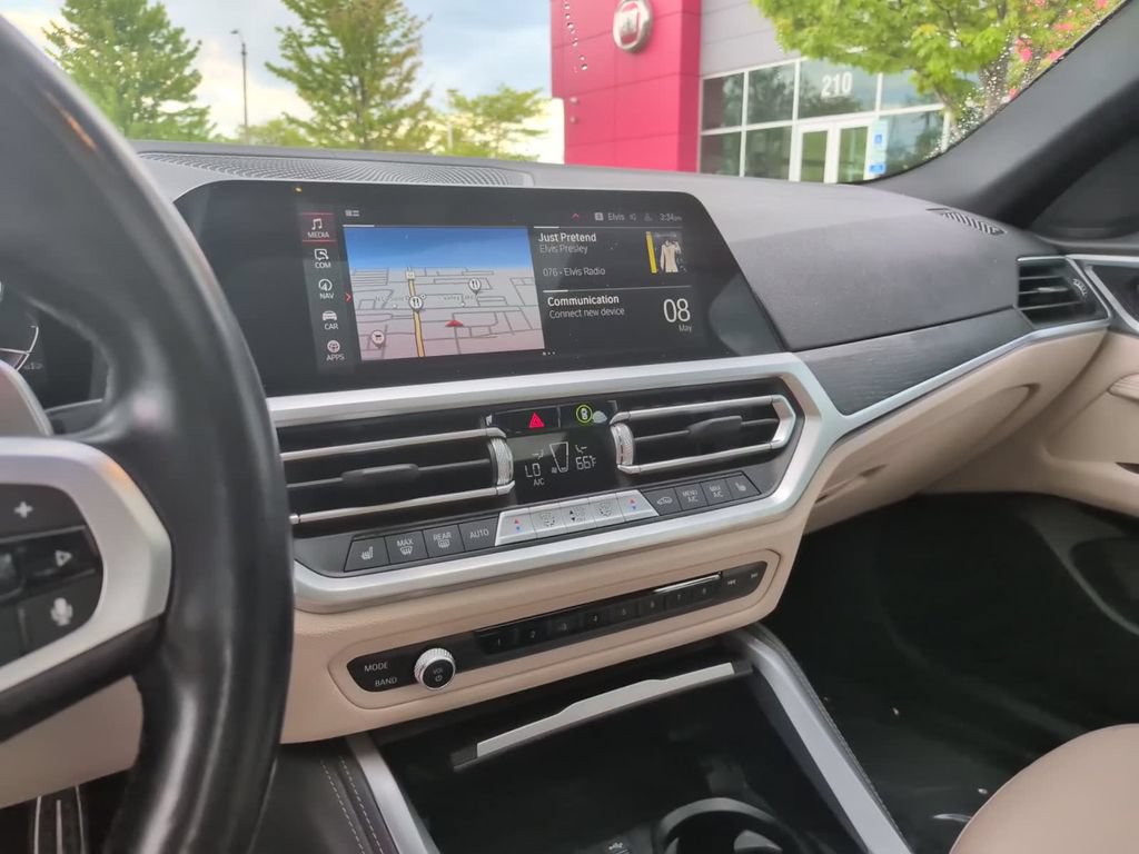 Used 2023 BMW 430i Gran Coupe xDrive w/ M Sport Package AWD/4WD image 25