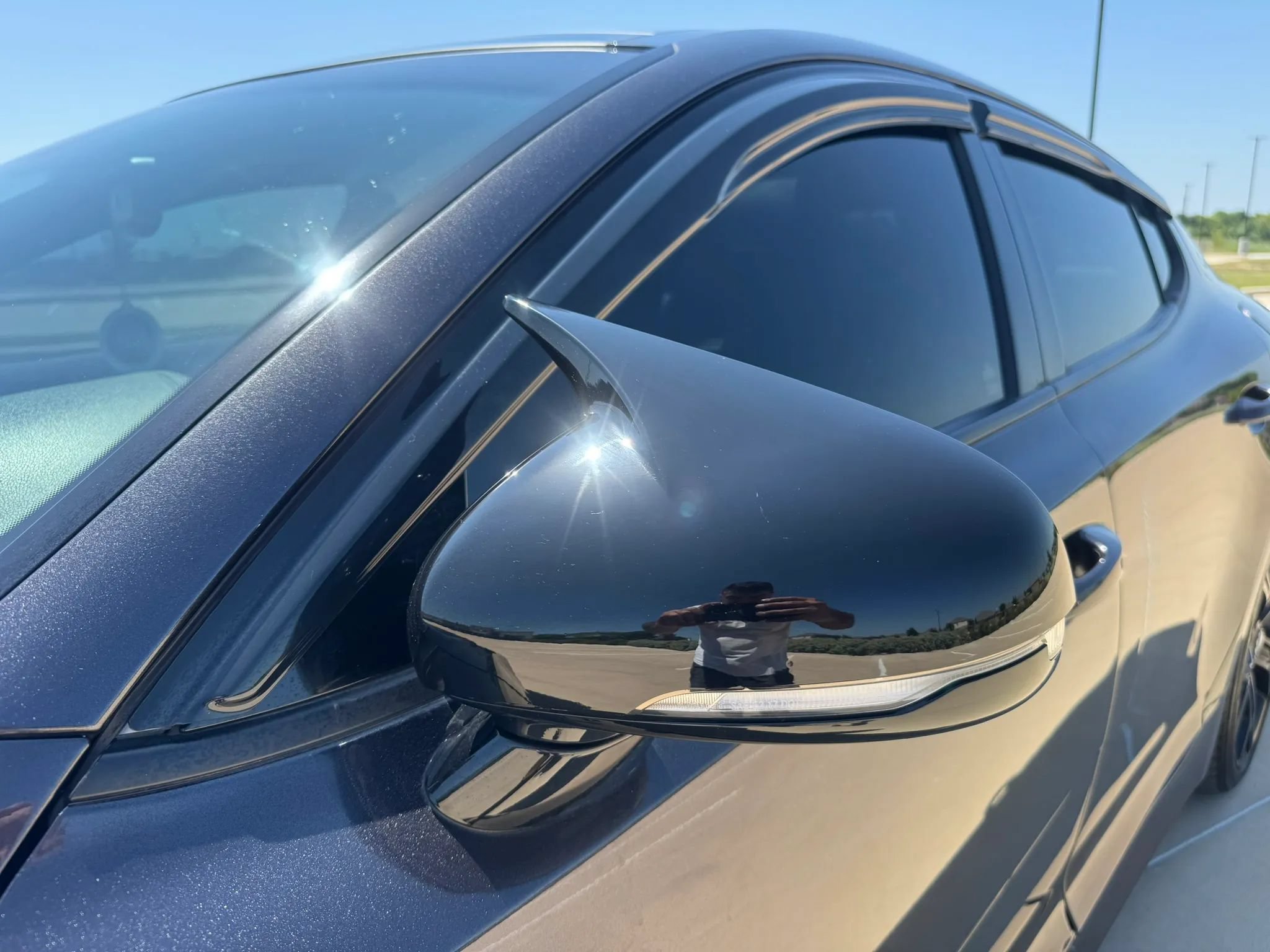 Used 2018 Kia Stinger GT1 AWD/4WD image 15