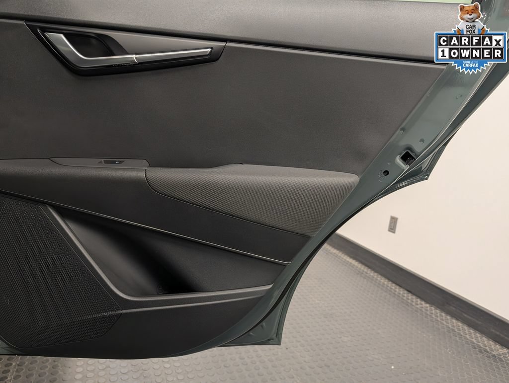Certified 2025 Kia Niro EX Touring FWD image 31