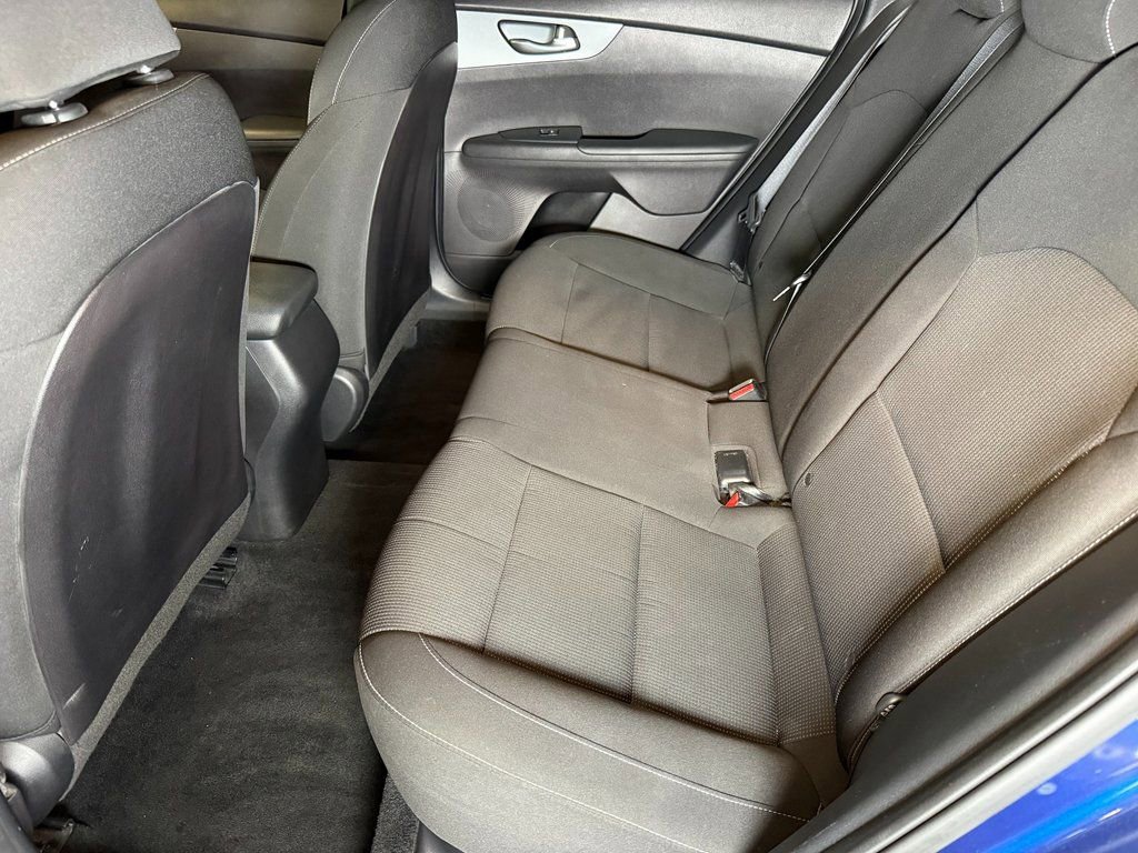Used 2021 Kia Forte LXS FWD image 21