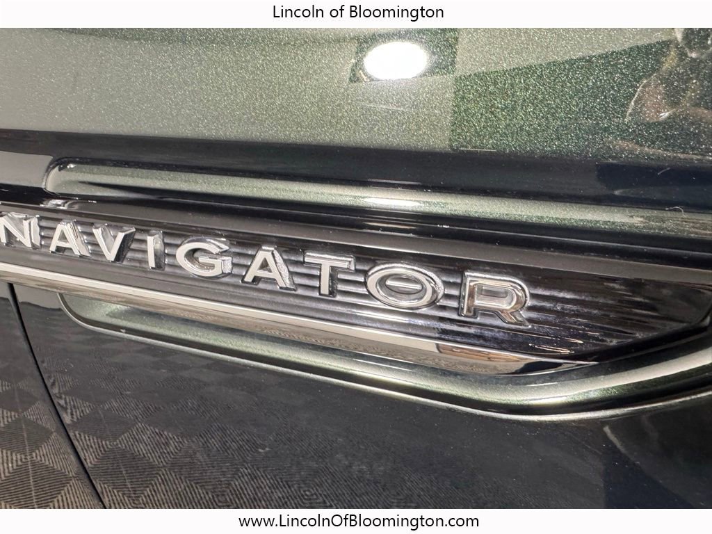 Certified 2022 Lincoln Navigator L Black Label AWD/4WD image 18