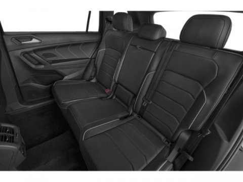 Used 2022 Volkswagen Tiguan SEL R-Line image 16
