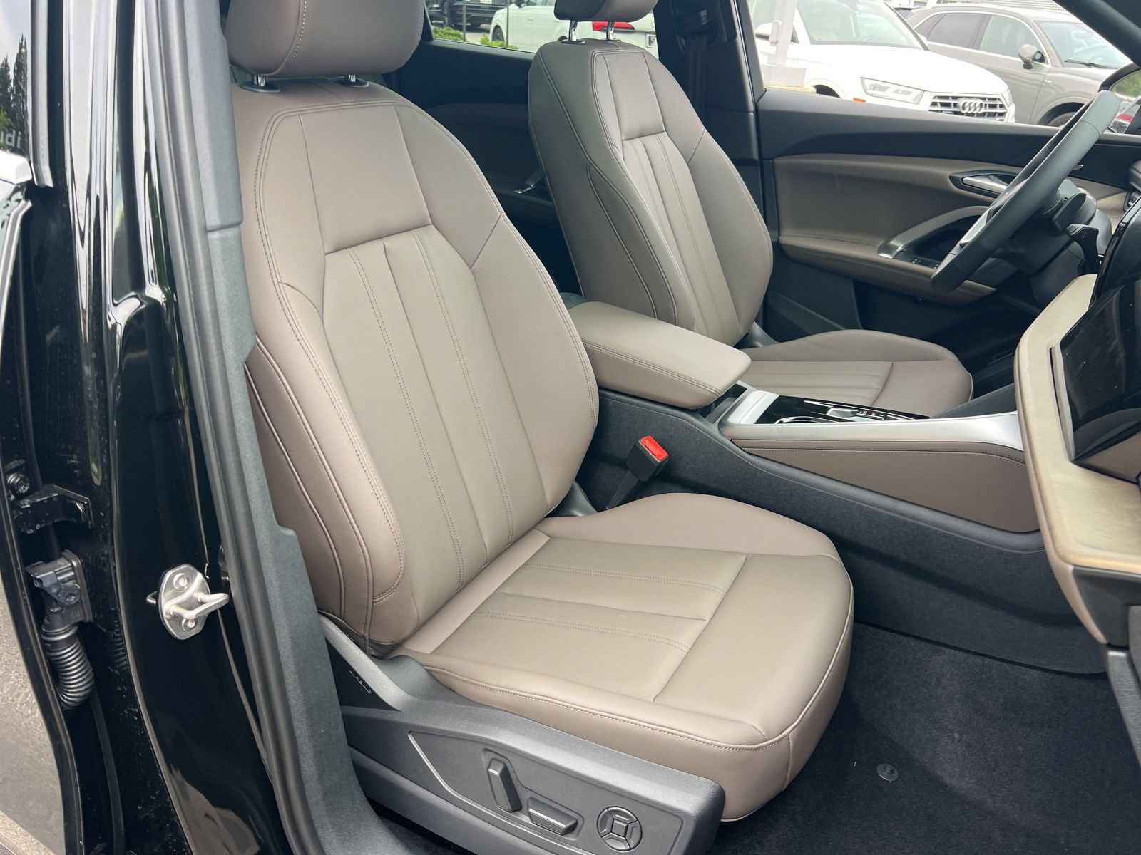 New 2026 Audi Q5 Premium Plus AWD/4WD image 32