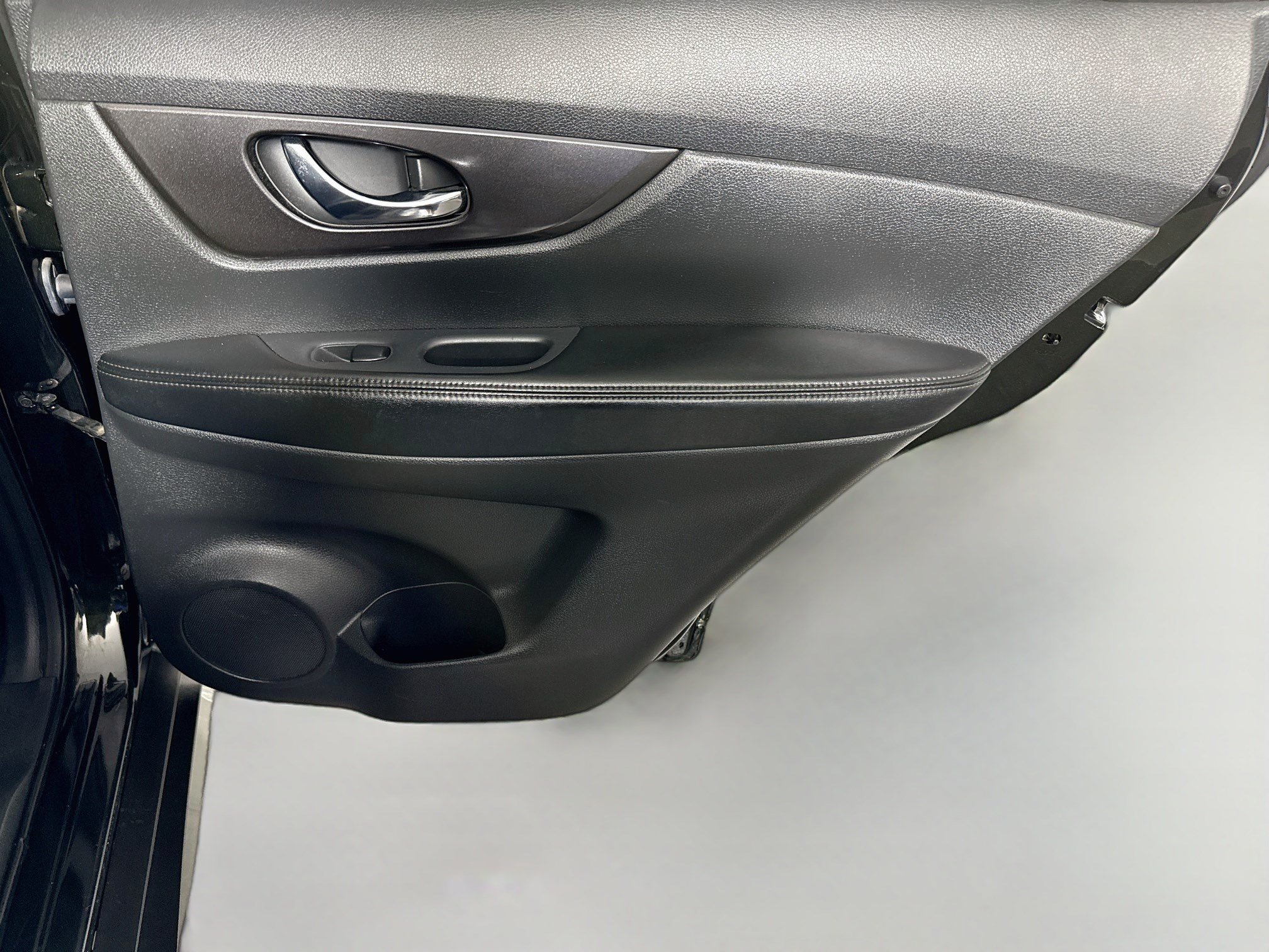 Used 2020 Nissan Rogue SV AWD/4WD image 28
