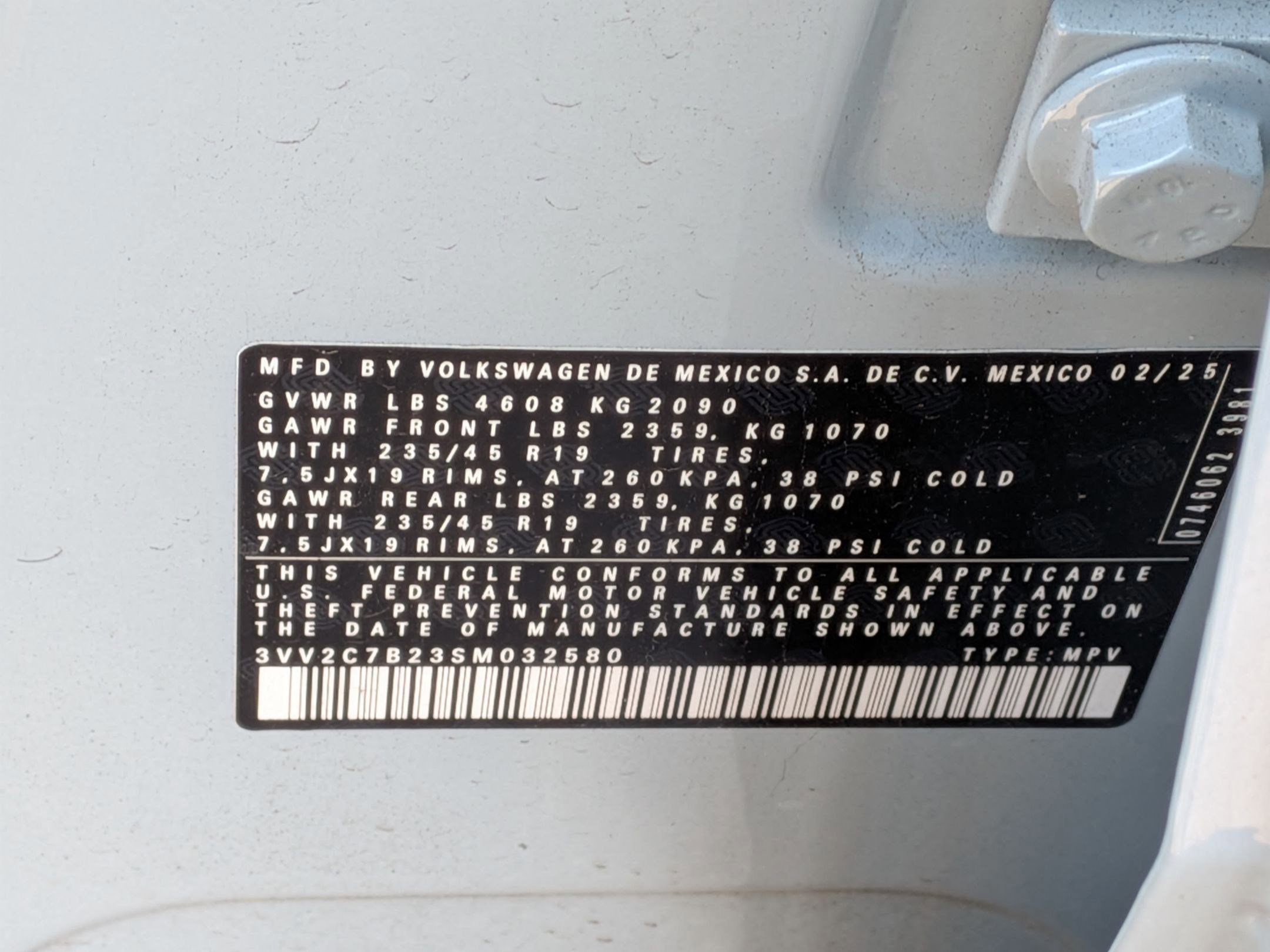 Used 2025 Volkswagen Taos SE image 37