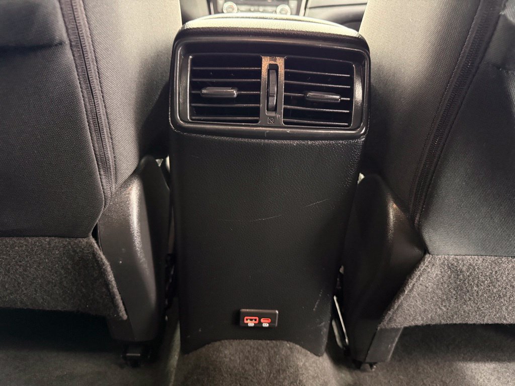 Used 2020 Nissan Rogue SV FWD image 28