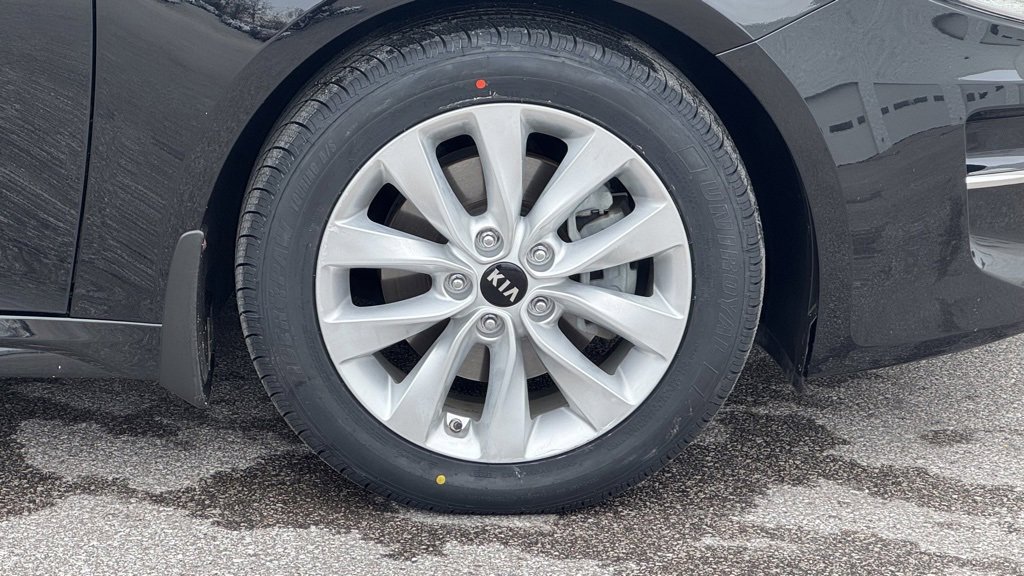 Used 2018 Kia Optima EX w/ Premium Package image 4
