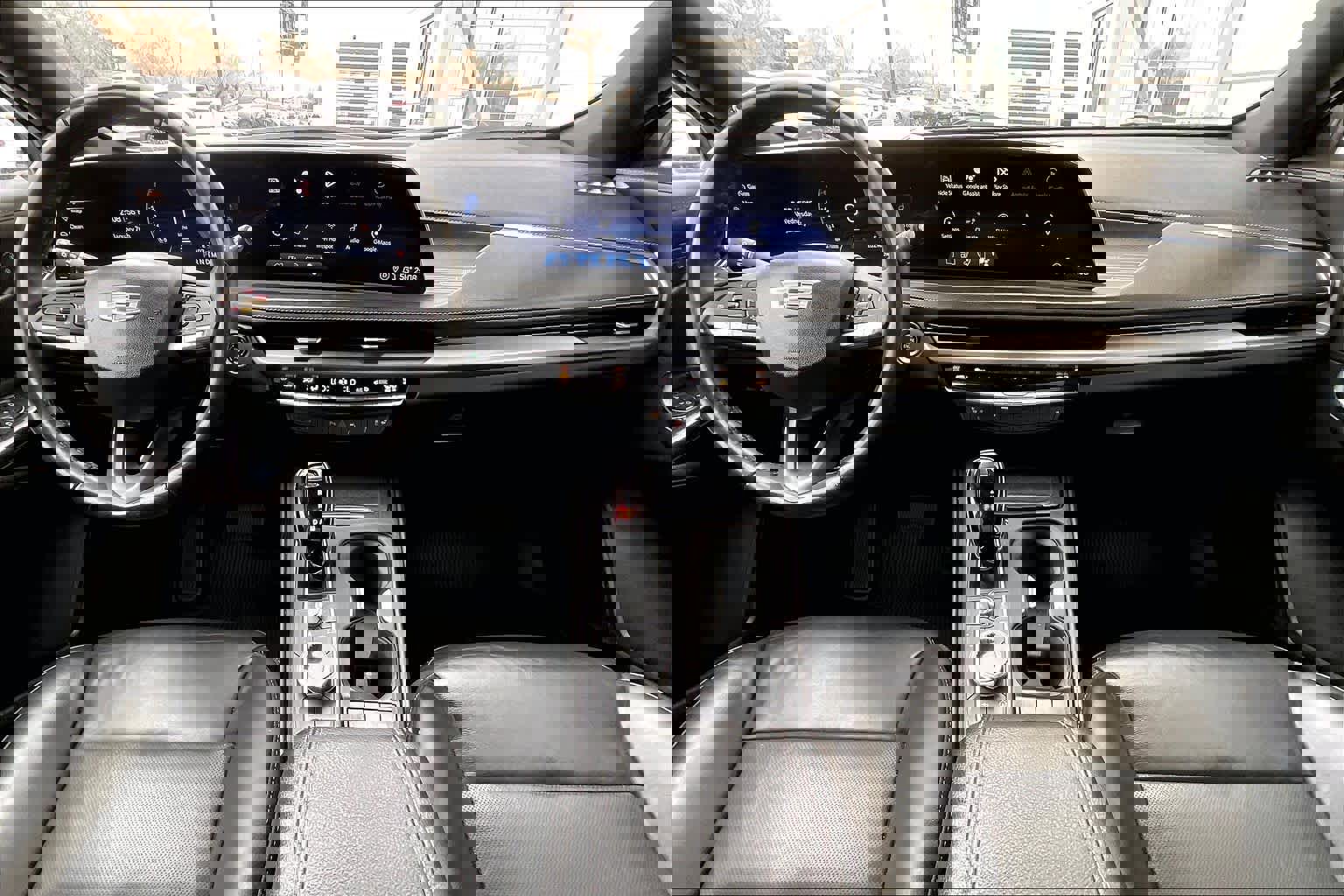 Used 2024 Cadillac XT4 Premium Luxury w/ Technology Package image 15