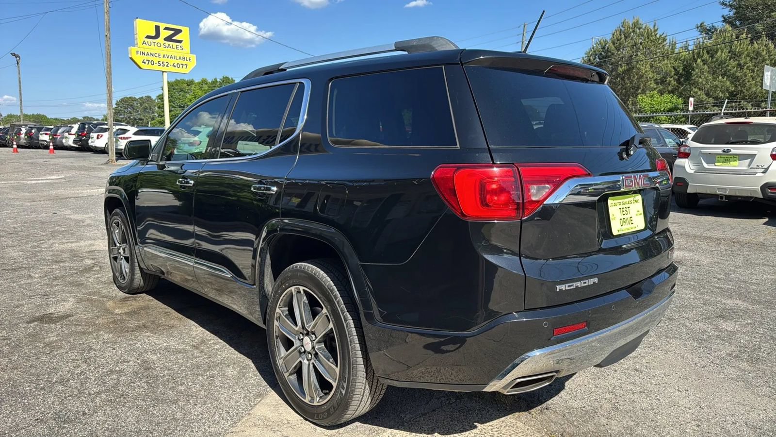 Used 2017 GMC Acadia Denali FWD image 5