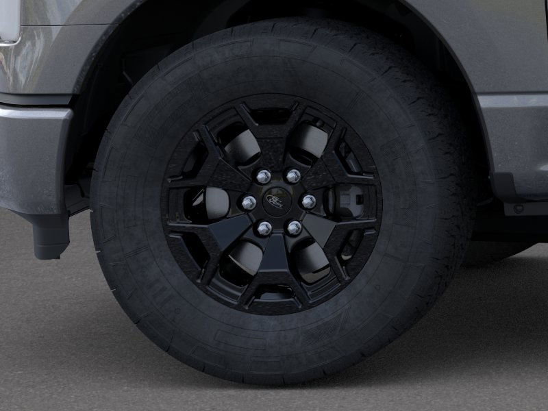 New 2025 Ford F150 Lightning XLT image 19