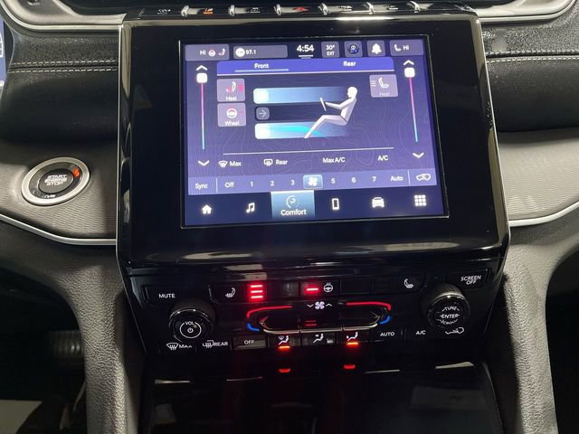 New 2026 Jeep Grand Cherokee L Laredo image 18