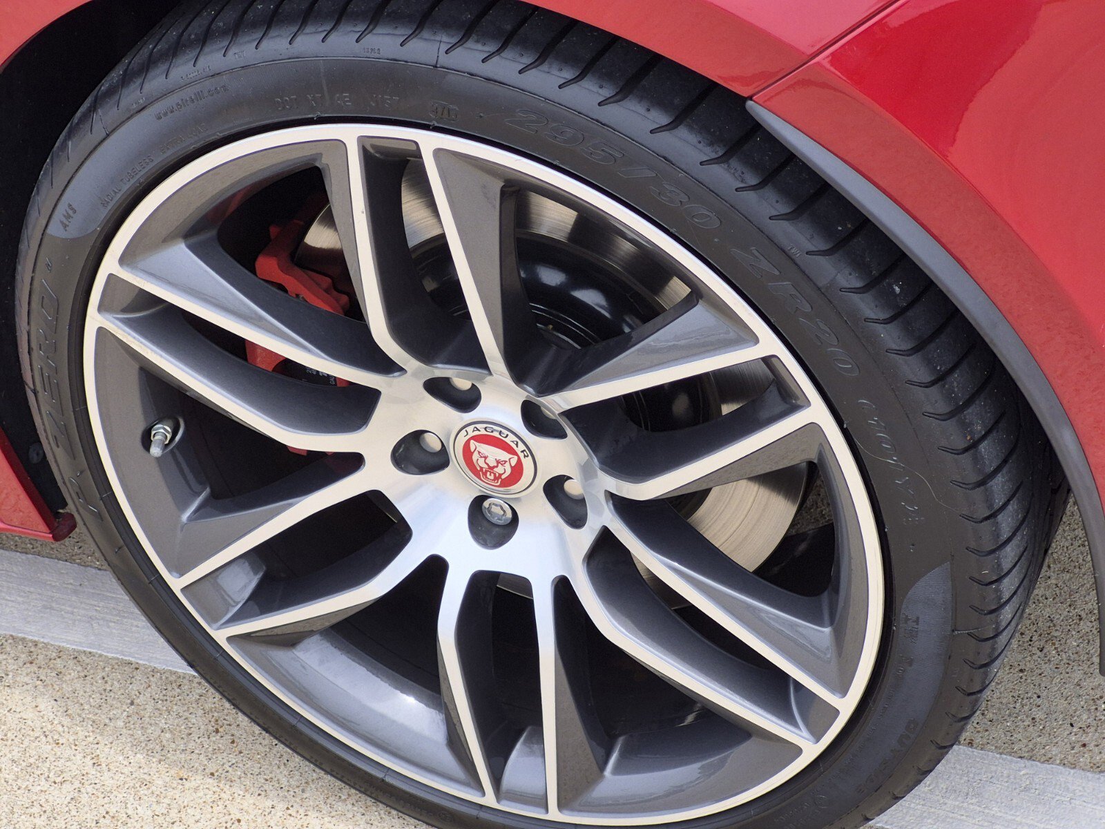 Used 2017 Jaguar F-TYPE R AWD/4WD image 7