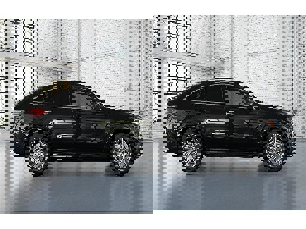 New 2026 Mercedes-Benz GLE 53 AMG 4MATIC image 2