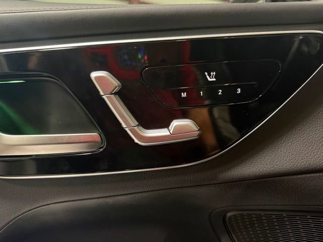 Used 2025 Mercedes-Benz GLC 43 AMG 4MATIC image 19