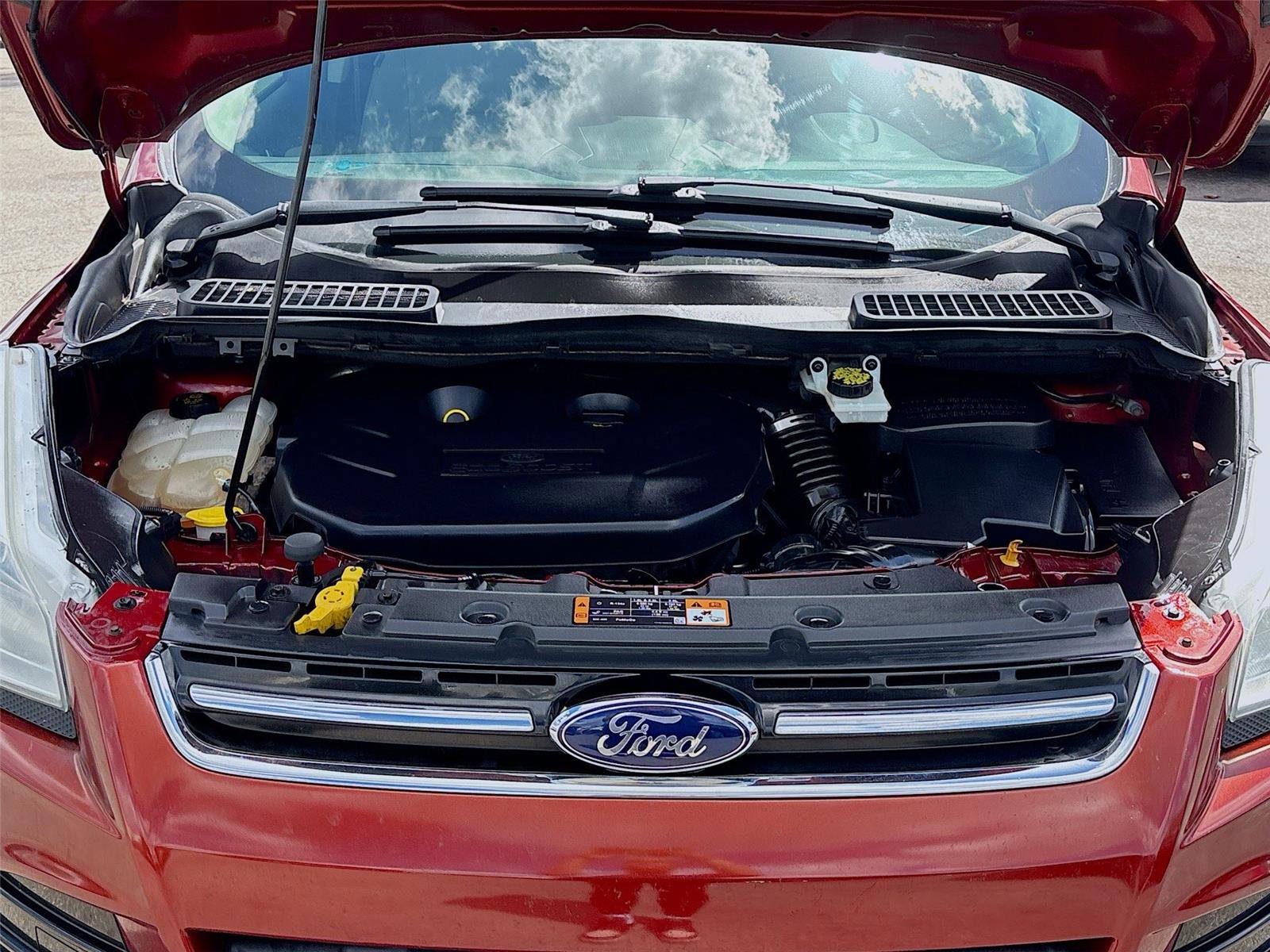 Used 2015 Ford Escape Titanium image 30