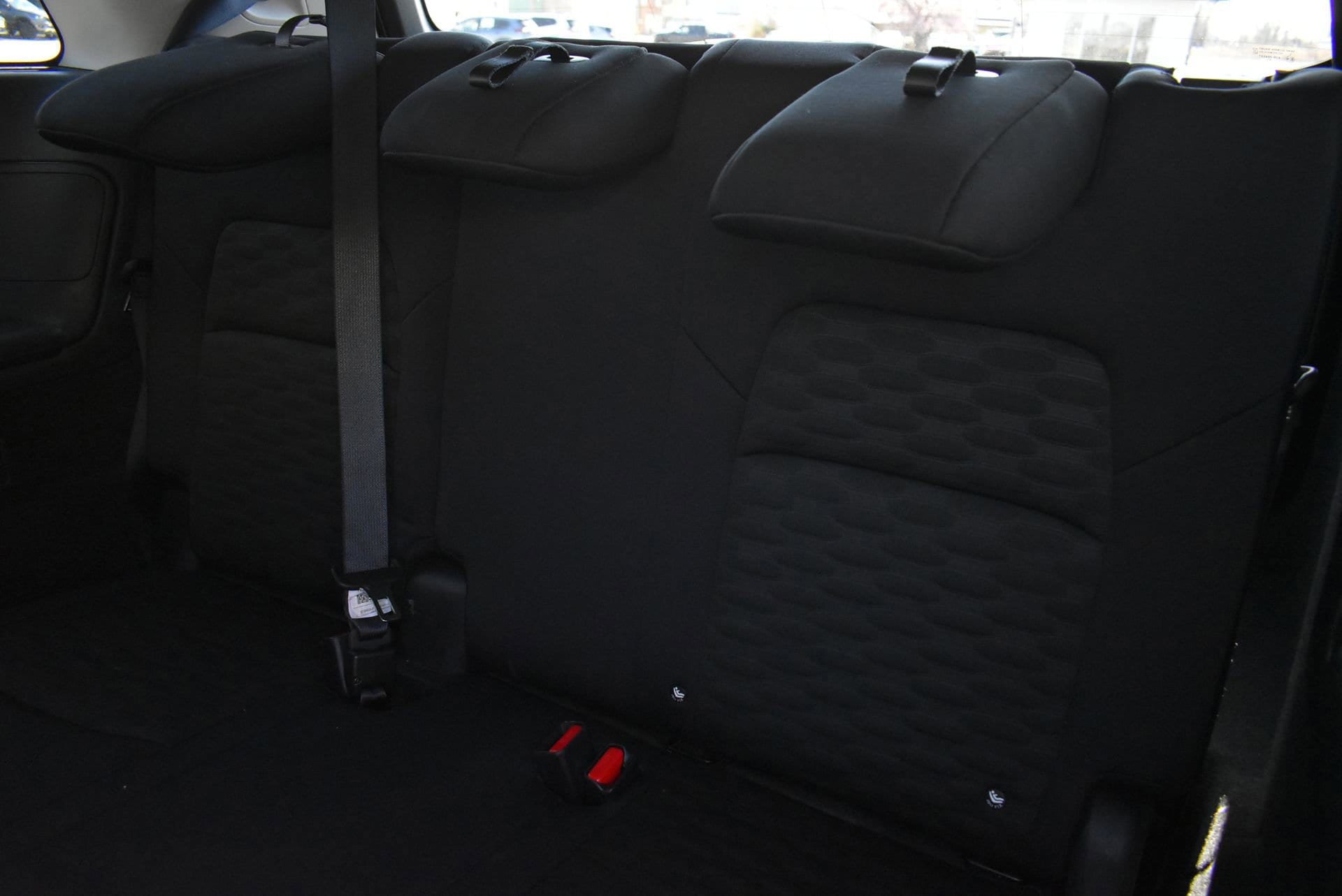 Used 2025 Nissan Pathfinder SV AWD/4WD image 18