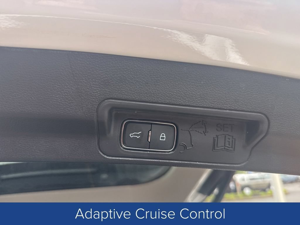 Used 2026 Ford Explorer Active w/ Active Comfort Package RWD image 8