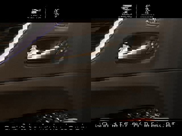 Used 2023 Cadillac Escalade Premium Luxury image 23