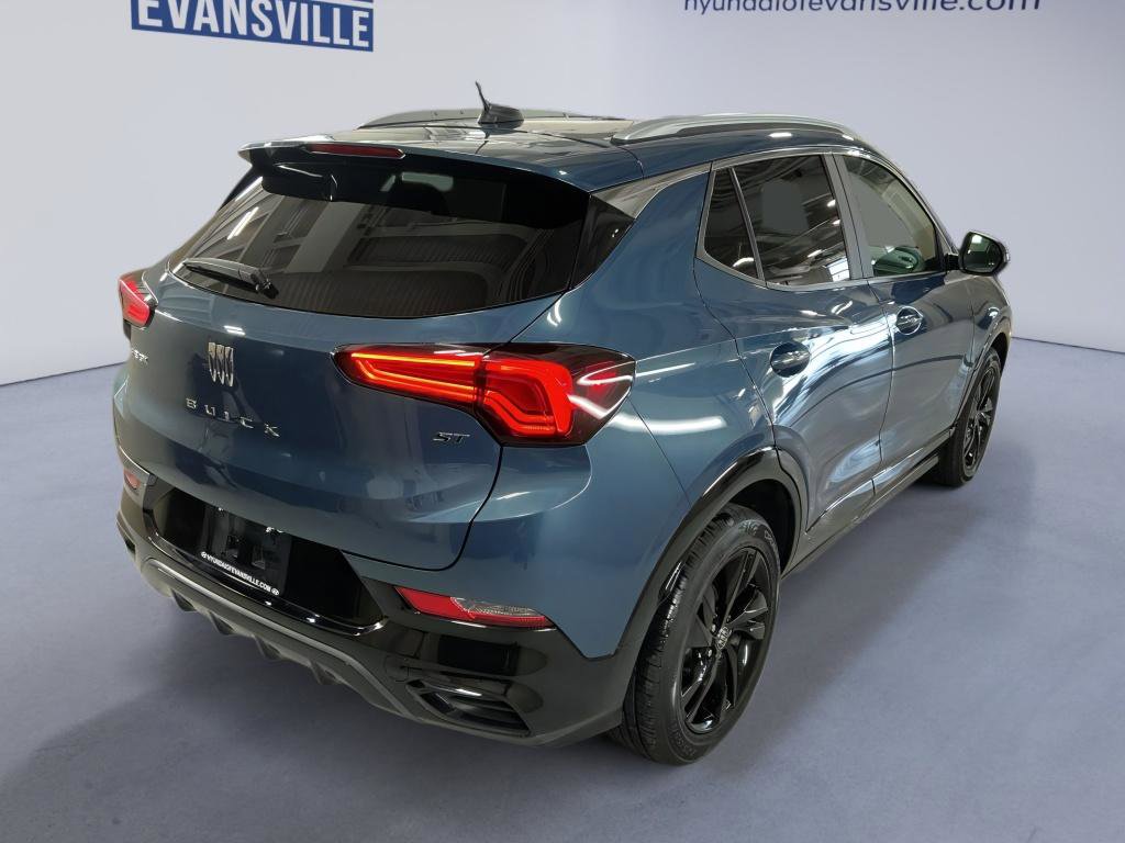 Used 2024 Buick Encore GX Sport Touring image 4