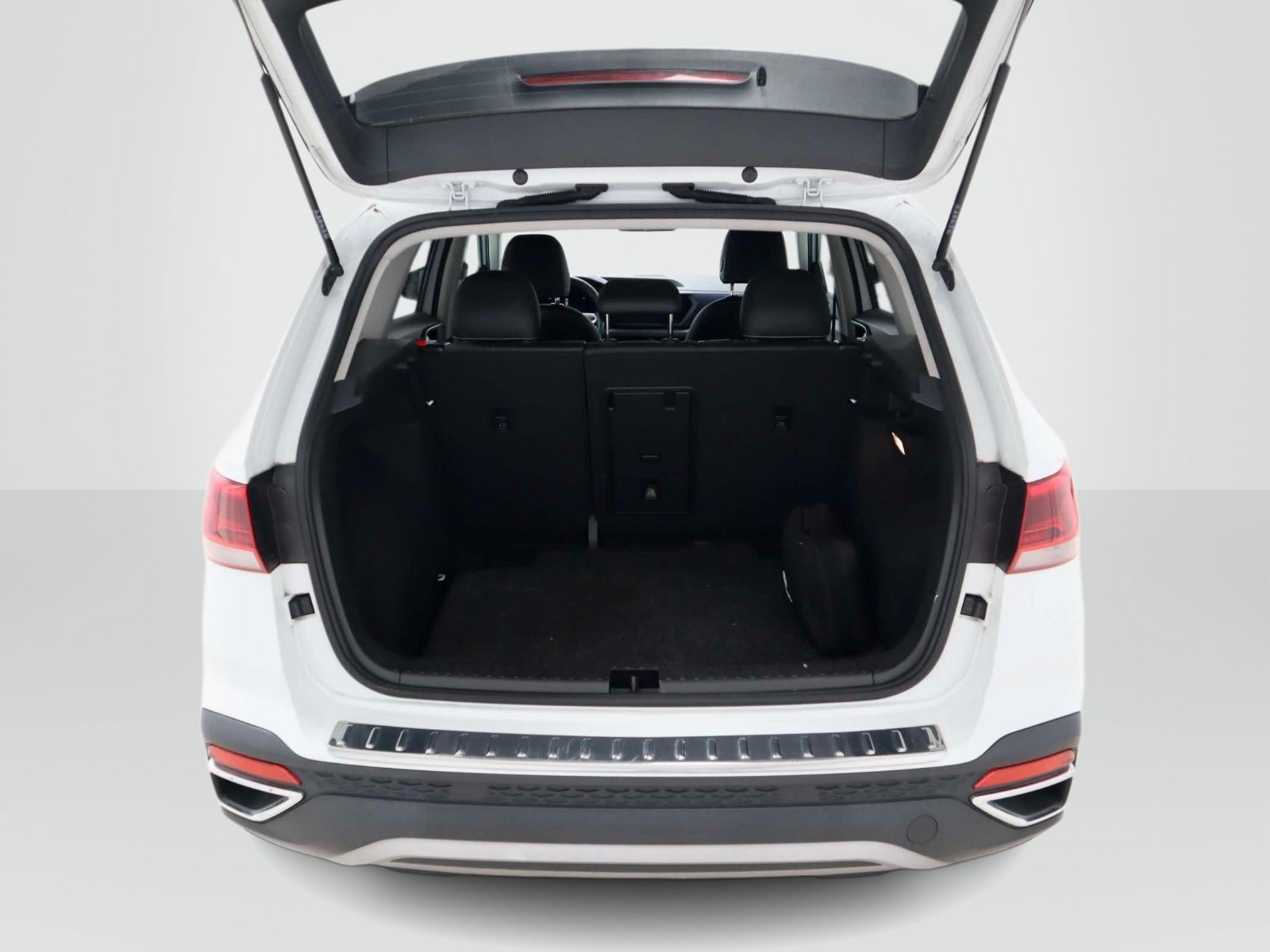 Used 2022 Volkswagen Taos SE FWD image 11