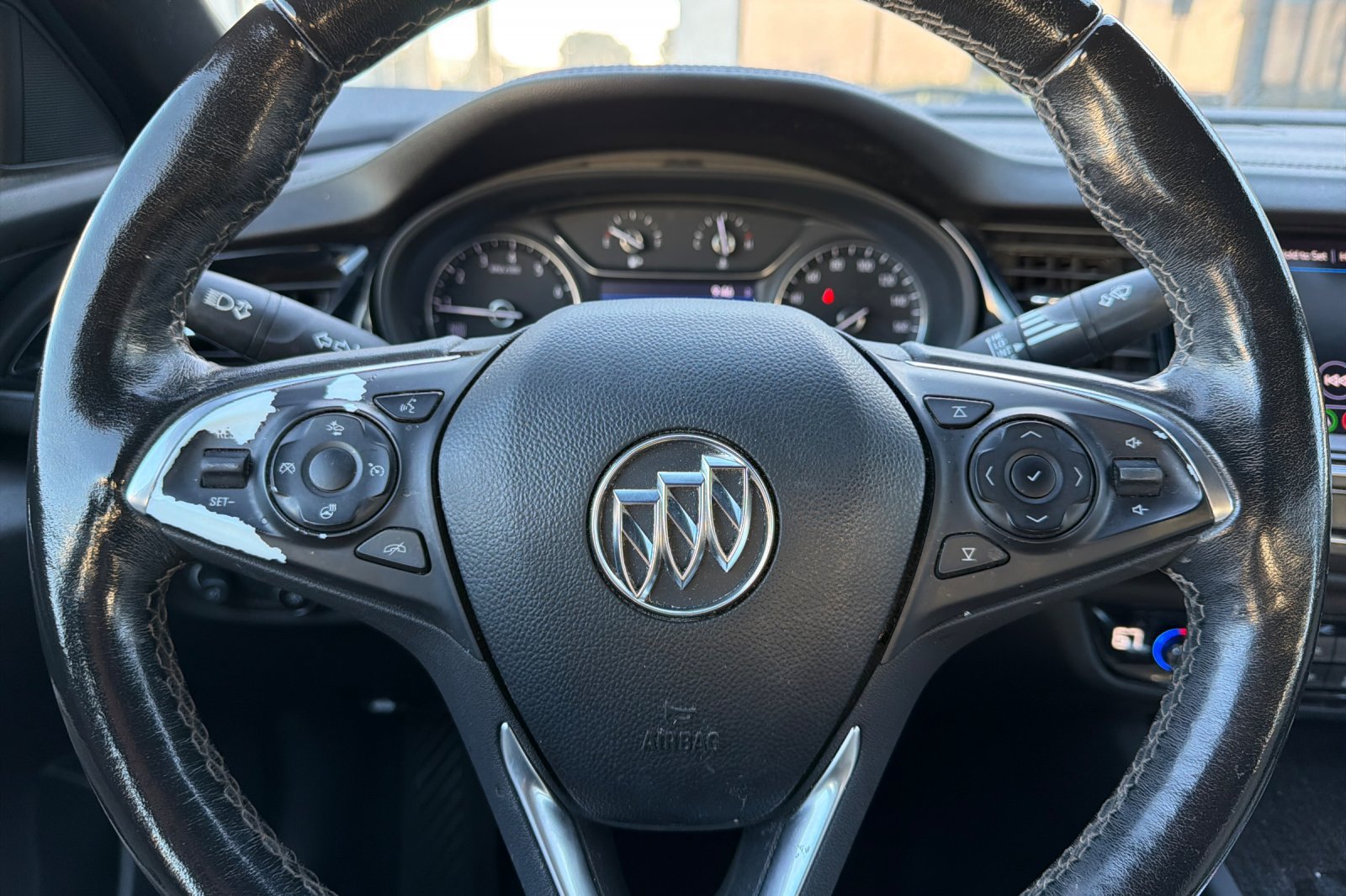 Used 2020 Buick Regal Avenir w/ Driver Confidence Package II FWD image 29
