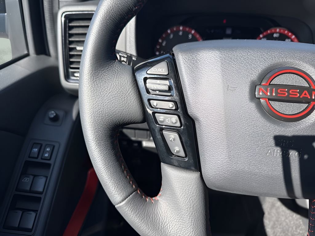 Used 2024 Nissan Frontier PRO-4X w/ Pro Convenience Package image 14