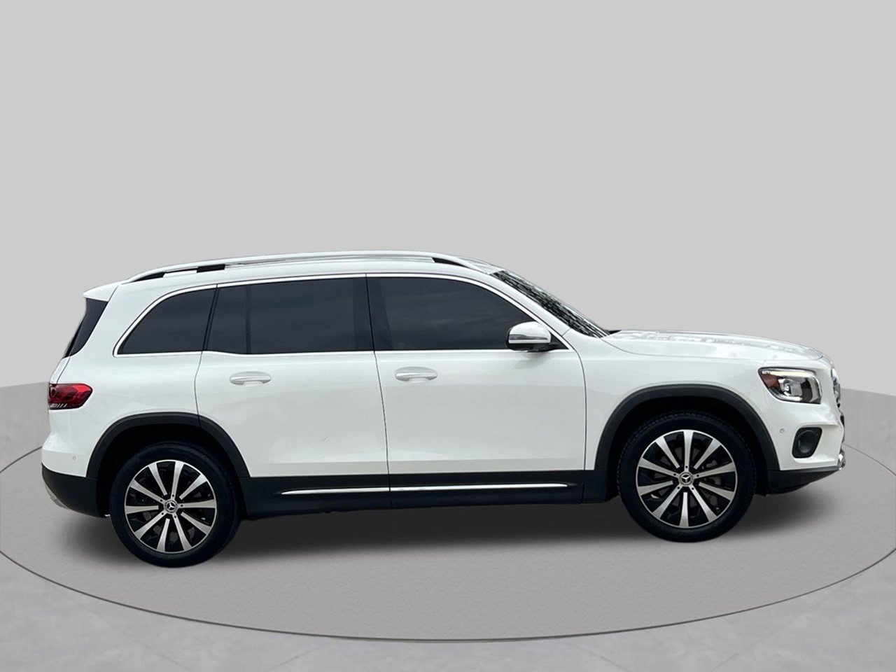 Used 2021 Mercedes-Benz GLB 250 image 6