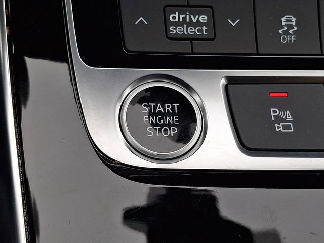Used 2024 Audi Q7 2.0T Premium image 24