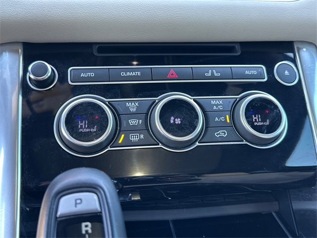 Used 2017 Land Rover Range Rover Sport HSE image 22